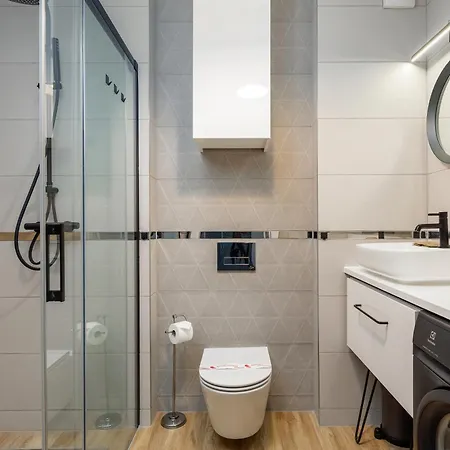 Kasprowicza 20 Swimming Pool By Jantar Apartman