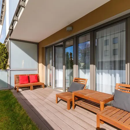 Kasprowicza 20 Swimming Pool By Jantar * Kołobrzeg