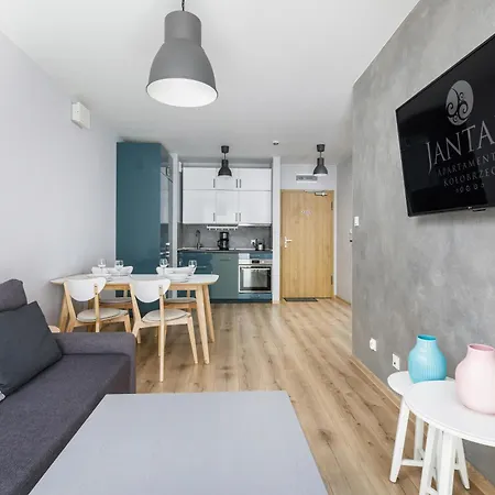 Kasprowicza 20 Swimming Pool By Jantar Apartman