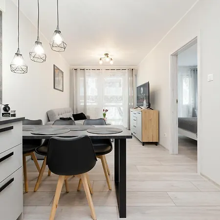 Kasprowicza 20 Swimming Pool By Jantar アパート コウォブジェク