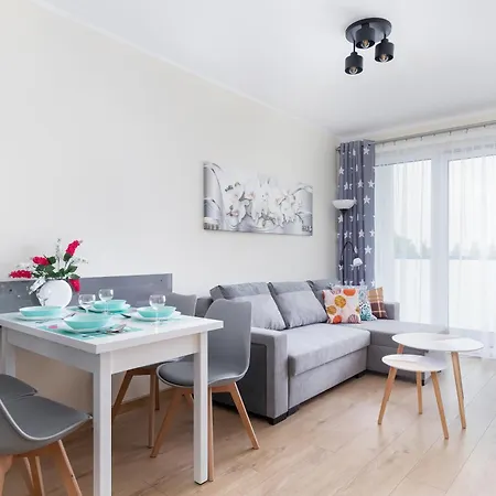 Kasprowicza 20 Swimming Pool By Jantar アパート コウォブジェク