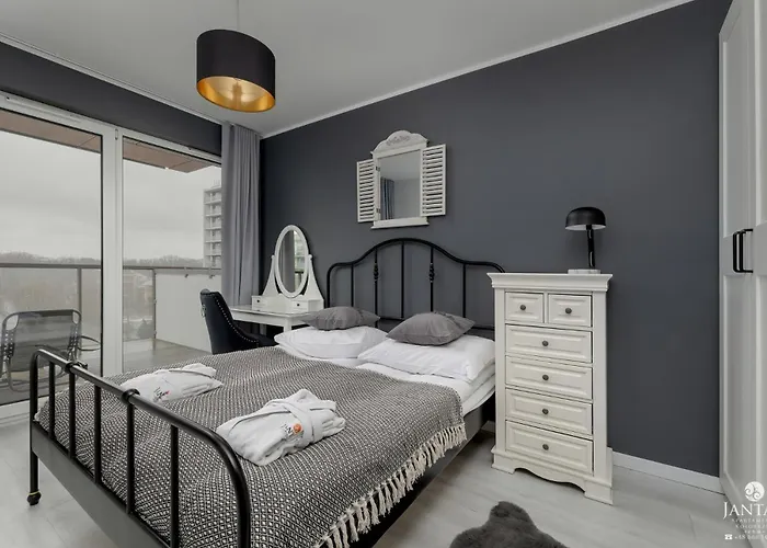 Kasprowicza 20 Swimming Pool By Jantar * Kołobrzeg