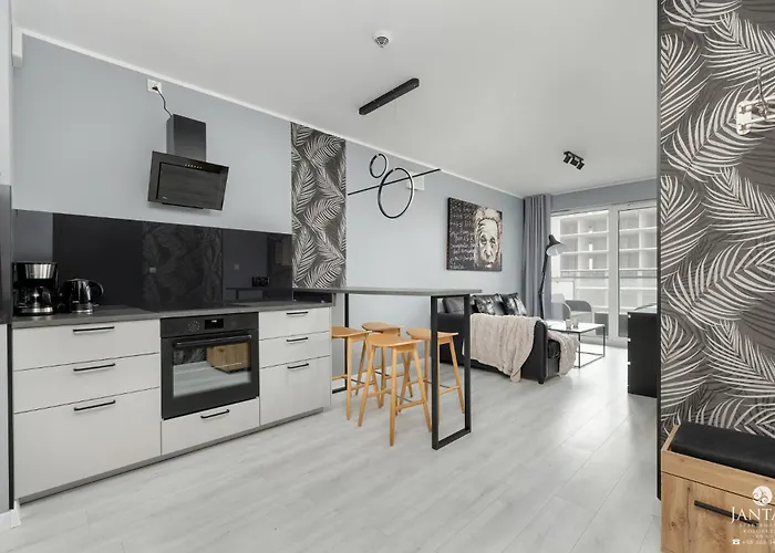 Kasprowicza 20 Swimming Pool By Jantar * Kołobrzeg