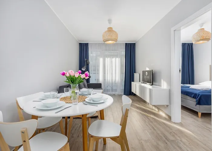 Kasprowicza 20 Swimming Pool By Jantar * Kołobrzeg