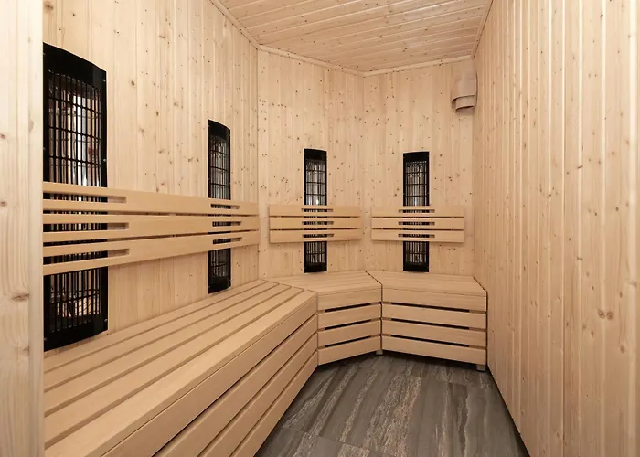 Kasprowicza 20 Swimming Pool By Jantar * Kołobrzeg