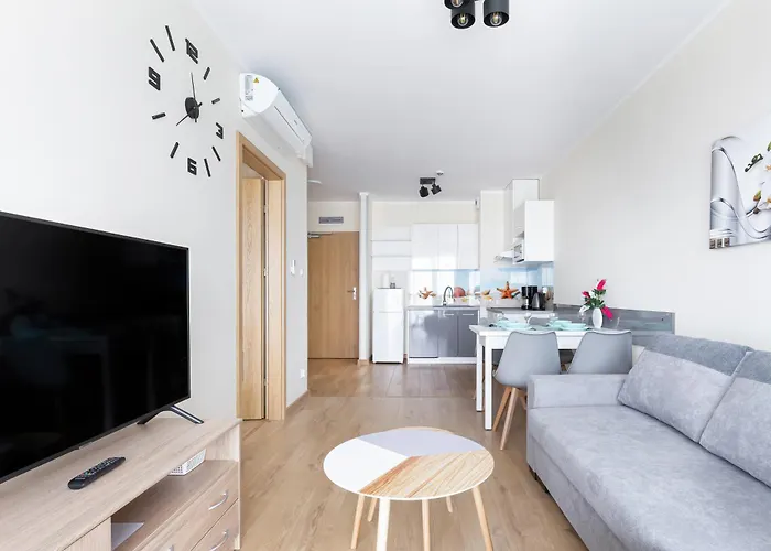 Kasprowicza 20 Swimming Pool By Jantar * Kołobrzeg